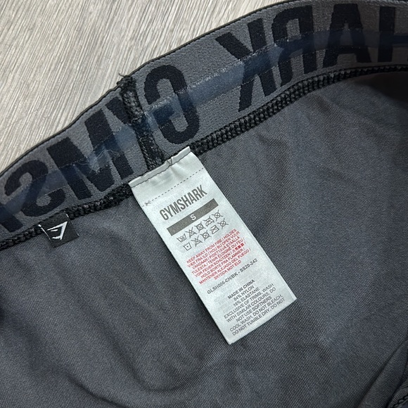 Women’s Gymshark workout shorts - Picture 4 of 4